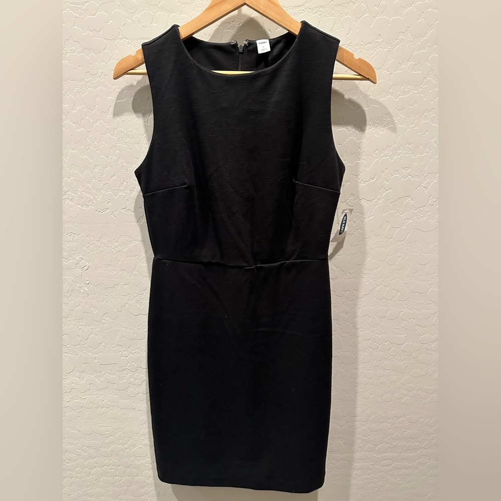 Little Black Dress 🔥 sleeveless